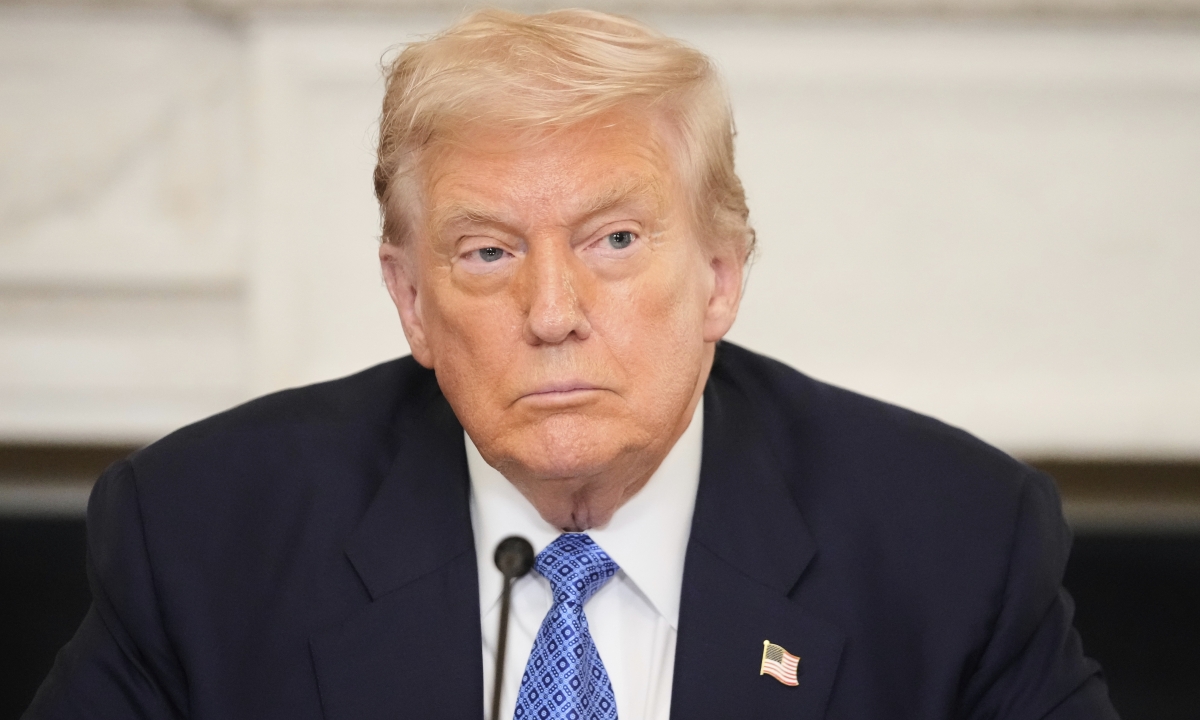 Ông Trump muốn di dời người vô gia cư khỏi thủ đô Washington