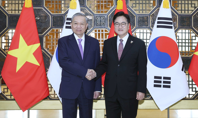 Tổng Bí thư Tô Lâm và Chủ tịch Quốc hội Hàn Quốc Woo Won-sik tại Seoul ngày 12/8. Ảnh: TTXVN