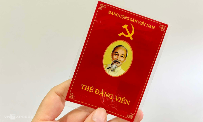 Thẻ đảng viên, tháng 8/2025. Ảnh: Dương Tâm