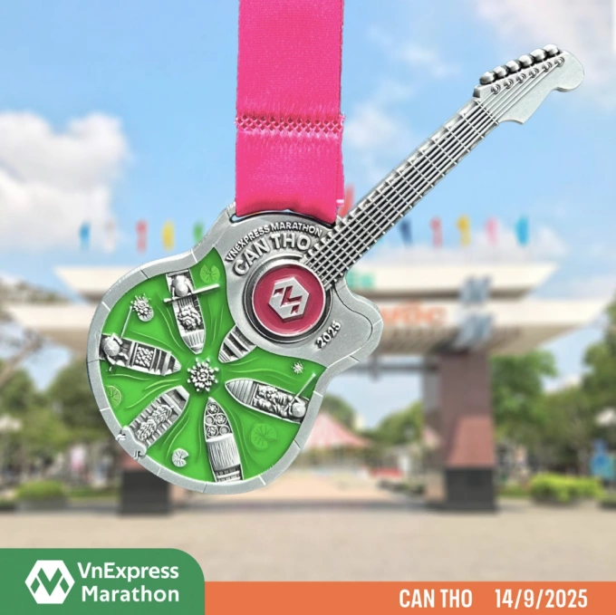 Thiết kế huy chương VnExpress Marathon Cần Thơ 2025. Ảnh: VnExpress Marathon