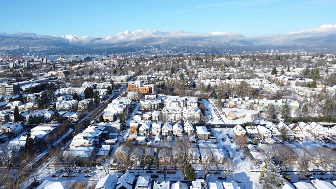 Một khu dân cư ở Vancouver, British Columbia, năm 2021. Ảnh: AFP