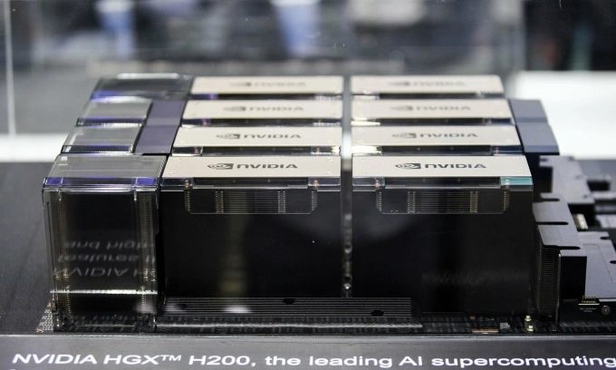Chip H200 của Nvidia tại triển lãm Computex 2024 ở Đài Loan tháng 6/2024. Ảnh:Khương Nha