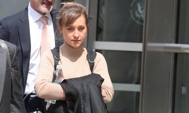 Diễn viên Allison Mack bị tuyên ba năm tù vào năm 2021 trong vụ án giáo phái tình dục NXIVM. Ảnh: Reuters