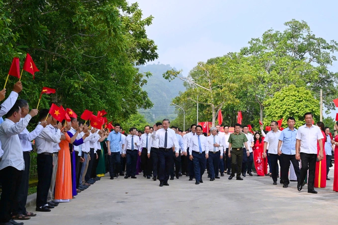 Tổng Bí thư Tô Lâm và các đại biểu tại Ngày hội Toàn dân bảo vệ an ninh Tổ quốc, sáng 14/8. Ảnh: Phạm Kiên