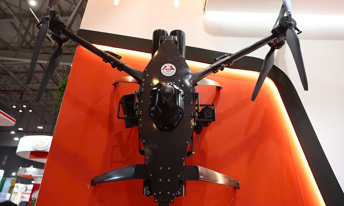 Loạt UAV phát hiện khí độc, nạn nhân mắc kẹt do Việt Nam sản xuất