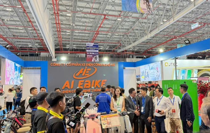 Gian hàng AI EBike và Bluera Việt Nhật tại triển lãm. Ảnh: AIE