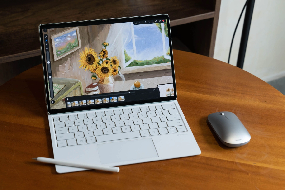 MatePad Pro 2025 - tablet 3 trong 1 cạnh tranh iPad Pro
