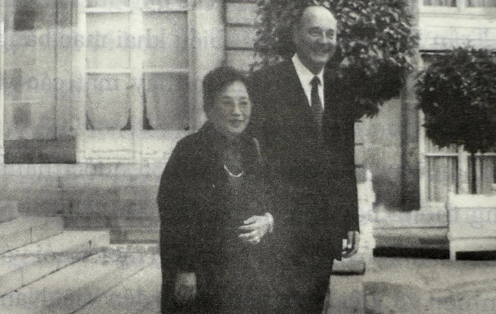 Phó chủ tịch nước Nguyễn Thị Bình và Jacques Chirac tại Hội nghị cấp cao, Hà Nội, năm 1997. Ảnh tư liệu