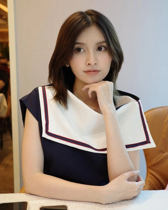 Trang Six - bạn gái game thủ Lai Bâng được khen xinh như nữ thần