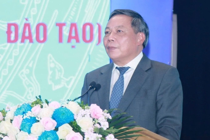 Ông Nguyễn Văn Phong, Phó bí thư thường trực thành ủy Hà Nội, tại hội nghị sáng 20/8. Ảnh: Lê Cường