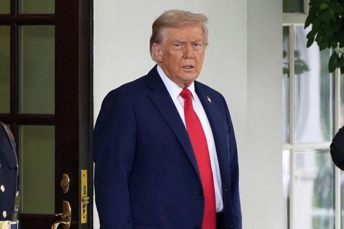 Tổng thống Mỹ Donald Trump tại Nhà Trắng ngày 18/8. Ảnh: AP