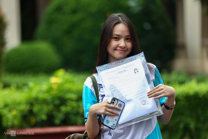 Chú thích: Thí sinh TP HCM thi tốt nghiệp THPT 2025. Ảnh: Quỳnh Trần
