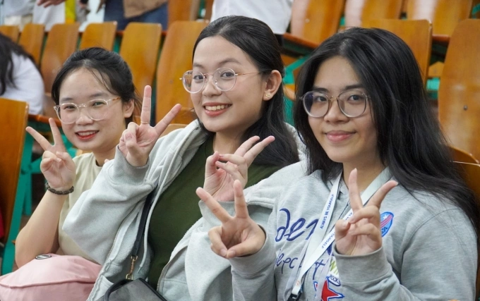Sinh viên Đại học Y khoa Phạm Ngọc Thạch trong hội thảo hồi tháng 4/2025 . Ảnh: DAF