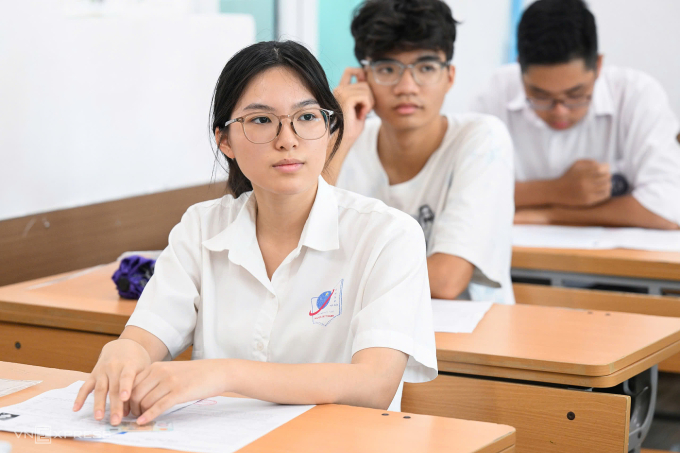 Thí sinh thi tốt nghiệp THPT 2025 ở Hà Nội. Ảnh: Giang Huy