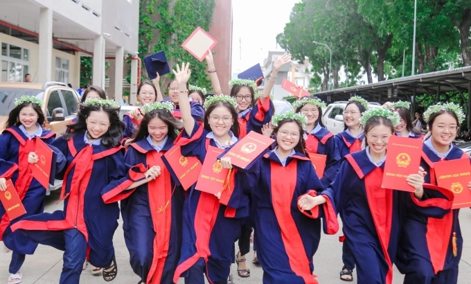 Nữ sinh lớp 12B1 trong ngày tổng kết năm học, tháng 5/2025. Ảnh: Giáo viên cung cấp