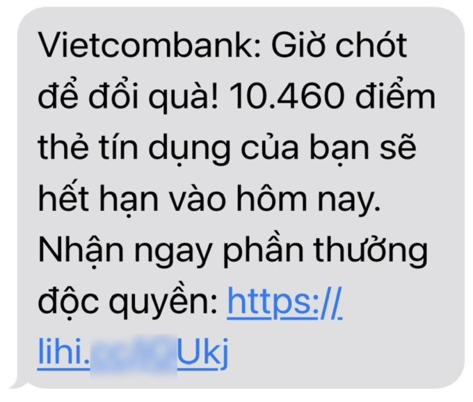 Ảnh chụp màn hình tin nhắn mạo danh Vietcombank lừa đảo. Ảnh: Trung tâm II