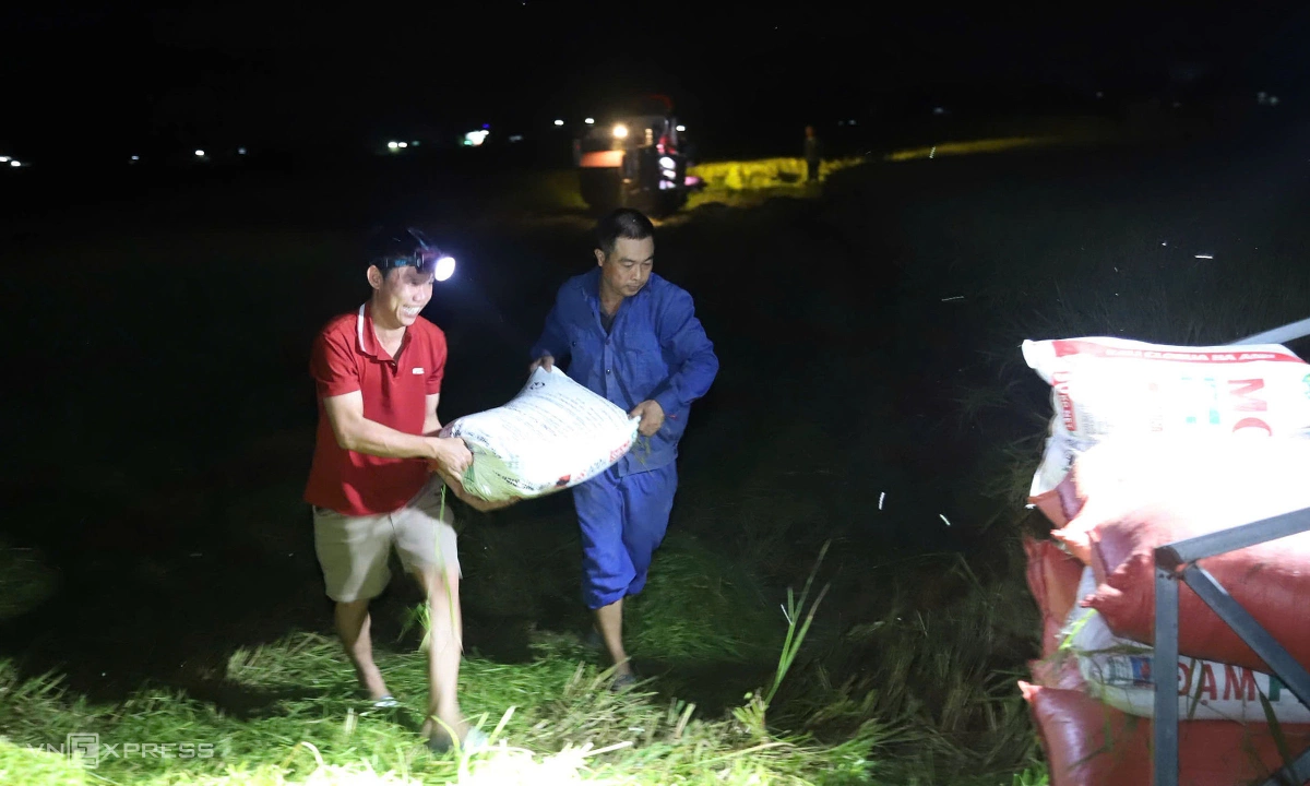 Người miền Trung chạy đua trước bão