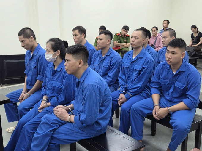 Các bị cáo tại tòa. Ảnh: Danh Lam