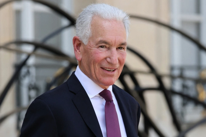 Đại sứ Mỹ tại Pháp và Monaco Charles Kushner rời Điện Elysee ở Paris sau cuộc gặp với Tổng thống Pháp Emmanuel Macron hồi tháng 7. Ảnh: AFP