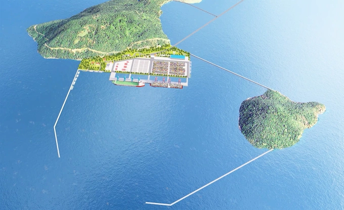 Cảng tổng hợp lưỡng dụng Hòn Khoai cách đất liền khoảng 17 km. Ảnh: Bộ Quốc phòng