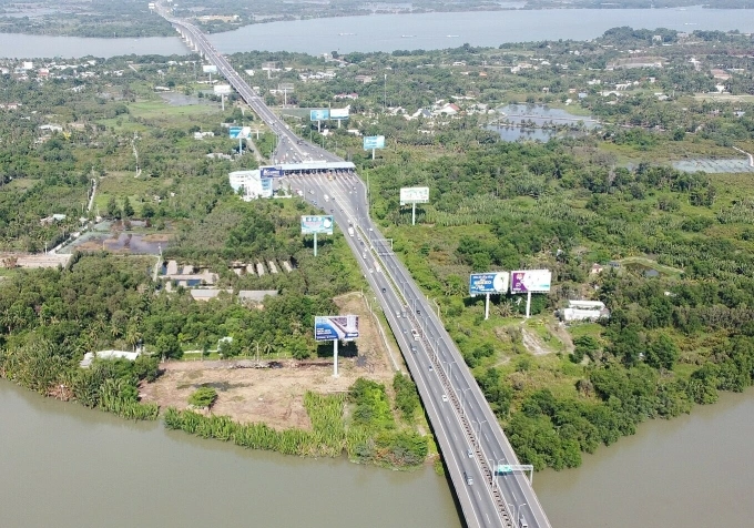 Cao tốc Long Thành - Dầu Giây đoạn qua TP HCM. Ảnh: Hạ Giang