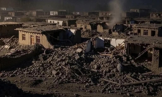 Những ngôi nhà bị hư hại trong trận động đất xảy ra vào đêm 31/8 ở miền đông Afghanistan. Ảnh: X/Tahir Khan