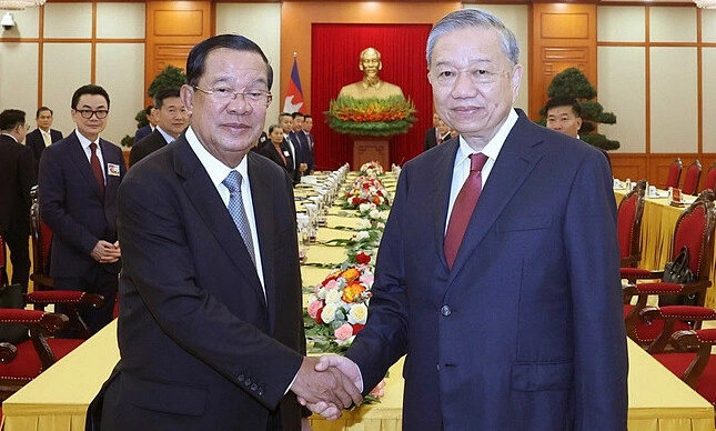Tổng Bí thư Tô Lâm tiếp Chủ tịch Đảng Nhân dân Campuchia Hun Sen