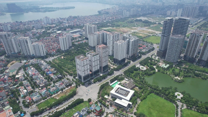 Một số tòa chung cư, văn phòng khu vực Tây Hồ Tây, Hà Nội. Ảnh: Duy Hưng