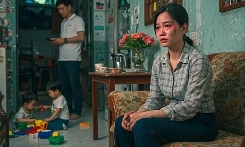 Chồng đánh vợ có thể bị cấm tiếp xúc 4 ngày, bị công an giám sát