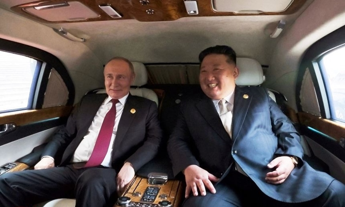 Chiến lược 'ngoại giao limo' của ông Putin
