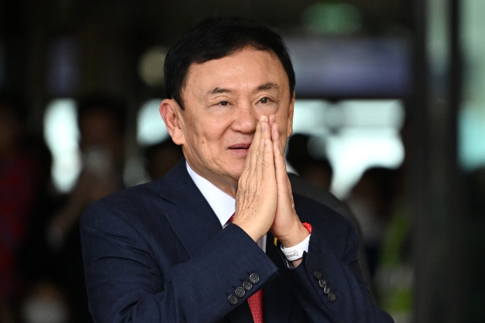 Cựu thủ tướng Thái Lan Thaksin tại sân bay Don Mueang, Bangkok tháng 8/2023. Ảnh: AFP