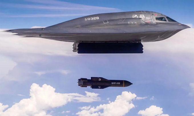 Oanh tạc cơ B-2 thả bom GBU-57 trong một cuộc thử nghiệm. Ảnh: USAF