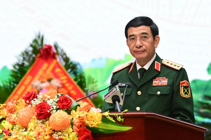 Đại tướng Phan Văn Giang, Bộ trưởng Quốc phòng. Ảnh: Giang Huy Đại tướng Phan Văn Giang, Bộ trưởng Quốc phòng. Ảnh: Giang Huy