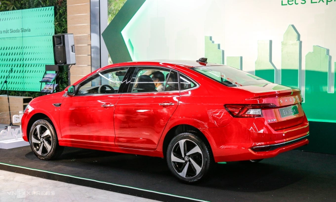 Skoda Slavia là xe sedan phân khúc B, bán 3 phiên bản. Ảnh: Lương Dũng