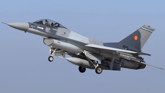 Tiêm kích F-16 của không quân Romania. Ảnh: US Air Force