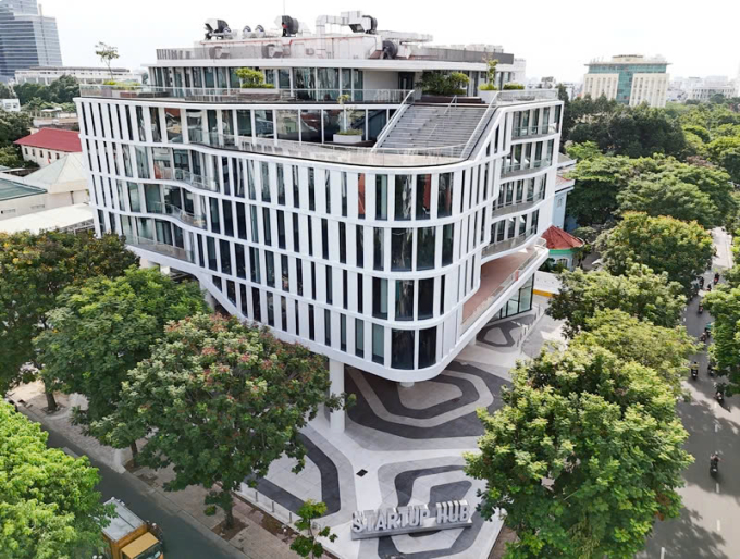 Bên ngoài tòa nhà Trung tâm Khởi nghiệp sáng tạo TP HCM. Ảnh: SIHUB