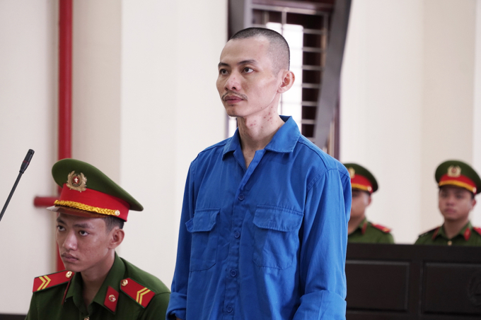 Lê Thanh Nhất Nguyên tại tòa. Ảnh: Nam An