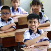 Điểm tin 6h: Đề xuất dạy tiếng Campuchia, Thái Lan, Indonesia ở phổ thông | Đà Nẵng dự kiến tăng giá thuê nhà ở xã hội đến năm 2030