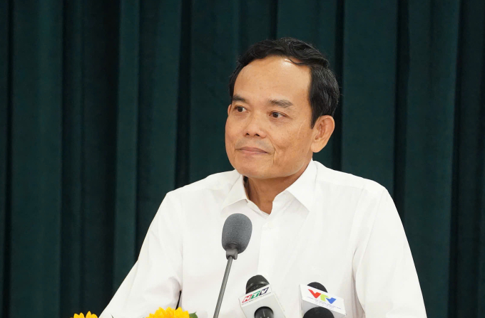 Bí thư Thành ủy TP HCM Trần Lưu Quang phát biểu tại hội nghị ngày 15/9. Ảnh: An Phương