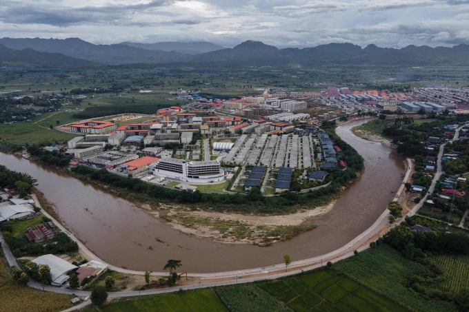 Trung tâm KK Park ở biên giới Myanmar với Thái Lan. Ảnh: Guardian
