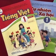 Phụ huynh thở phào vì phương án thống nhất SGK