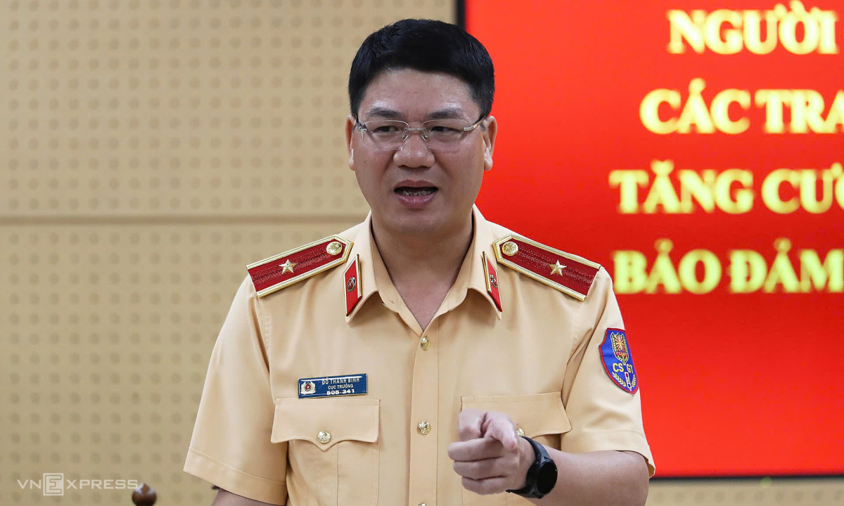 Cảnh sát giao thông muốn thu hẹp làn đường ôtô ở nội đô