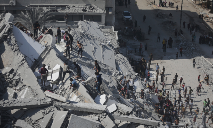 Cảnh đổ nát ở Gaza City sau đòn tập kích của Israel hôm 15/9. Ảnh: AP