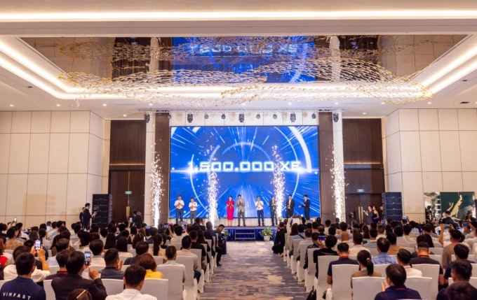Hơn 600 nhà phân phối xe máy điện VinFast trên toàn quốc đã thống nhất đặt mục tiêu kinh doanh năm 2026 là 1,5 triệu xe.