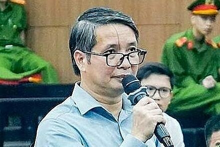 Cựu trợ lý nguyên Chủ tịch Quốc hội bị tuyên 5 năm 6 tháng tù