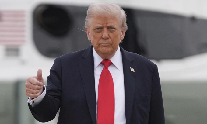 Tổng thống Mỹ Donald Trump tại căn cứ Andrews ở bang Maryland, Mỹ ngày 16/9. Ảnh: AP