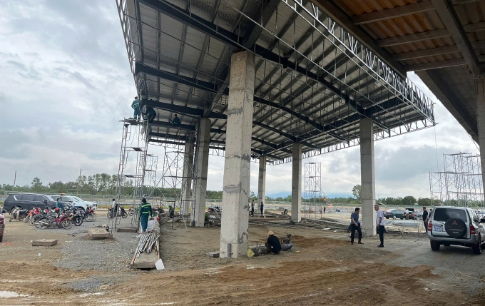 Công trường trạm dừng nghỉ cao tốc