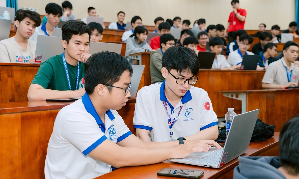 Lần đầu Việt Nam có chuẩn đào tạo kỹ sư, thạc sĩ tài năng