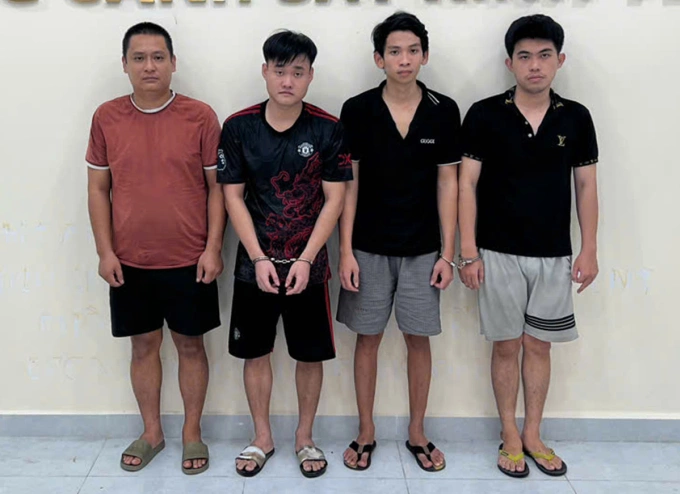 Hoàng Huy Hùng và những đồng phạm. Ảnh: Công an cung cấp