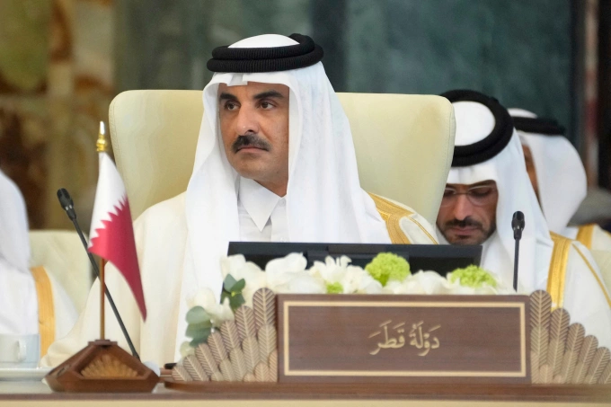 Vua Qatar Tamim bin Hamad Al Thani tại hội nghị thượng đỉnh Liên đoàn Arab ở Iraq ngày 17/5. Ảnh: AFP